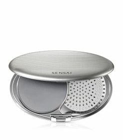 Sensai Cellular Performance Foundation Case Foundation Brushes